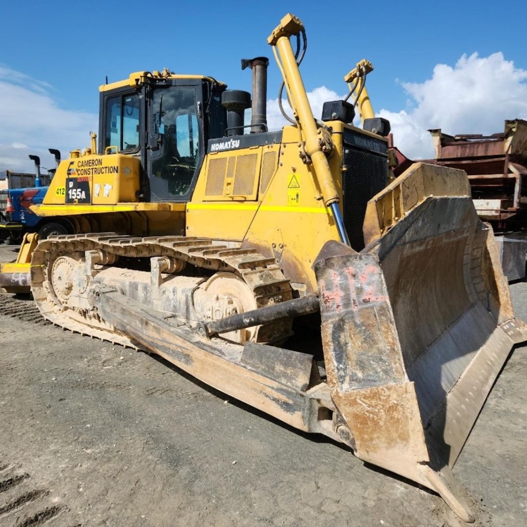 Used Bull Dozer Komatsu D155A 6 Unit 411 Cameron Construction Services used-bull-dozer-komatsu-d155a-6-unit-411-cameron-construction-services